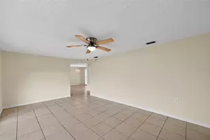 1037 Tamarac Dr, Holiday, FL 34690 - Photo 5