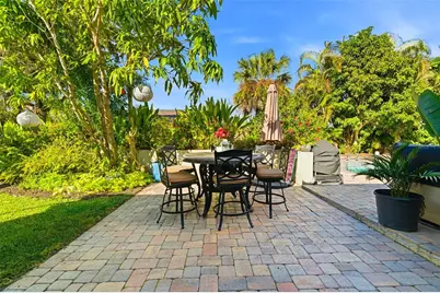 5026 Barrowe Drive, Tampa, FL 33624 - Photo 13