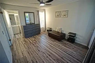 6924 Lakeview Ct, Tampa, FL 33634 - Photo 29