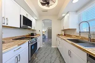 421 NW 14th Pl, Crystal River, FL 34428 - Photo 15