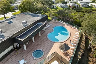 160 Clubview Dr, Safety Harbor, FL 34695 - Photo 9