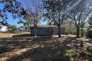 1405 Galveston Ave, Spring Hill, FL 34609 - Photo 3