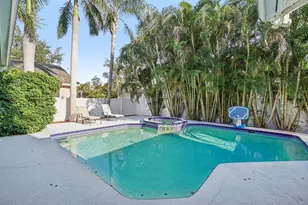 3132 Shoreline Dr, Clearwater, FL 33760 - Photo 3