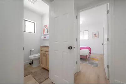 4316 S Lois Avenue, Tampa, FL 33611 - Photo 15