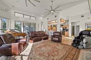 5287 61st Ave S, Saint Petersburg, FL 33715 - Photo 15