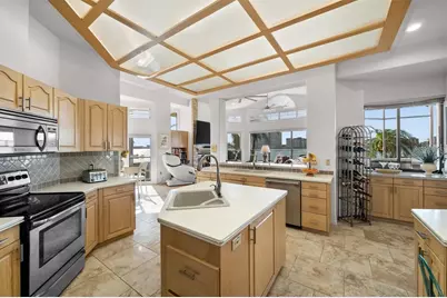 5287 61st Avenue S, Saint Petersburg, FL 33715 - Photo 21