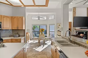 5287 61st Ave S, Saint Petersburg, FL 33715 - Photo 23