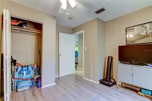 6515 Orchard Dr N, Saint Petersburg, FL 33702 - Photo 17