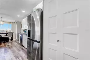 644 Island Way, Clearwater Beach, FL 33767 - Photo 19