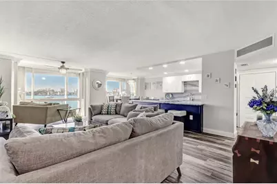 644 Island Way #101, Clearwater Beach, FL 33767 - Photo 9