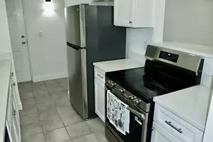 11525 8th Way N, Saint Petersburg, FL 33716 - Photo 5