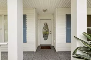 29146 Princeville Dr, San Antonio, FL 33576 - Photo 3