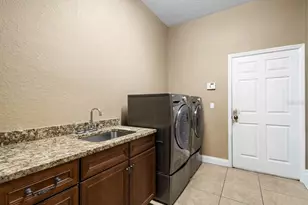 4028 Castlewood Rd, Seffner, FL 33584 - Photo 29