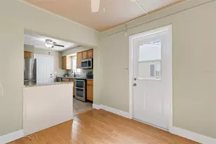 1601 W Dorchester Dr, Palm Harbor, FL 34684 - Photo 13