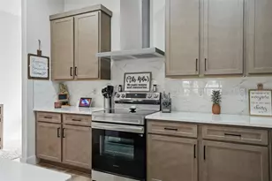 9013 Mississippi Run, Brooksville, FL 34613 - Photo 13