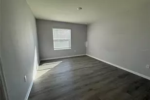 3217 Pleasant Willow Ct, Brandon, FL 33511 - Photo 9