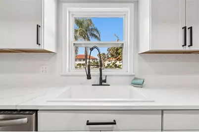 8324 Denise Drive, Seminole, FL 33777 - Photo 43