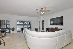 823 Seminole Sky Dr, Ruskin, FL 33570 - Photo 11