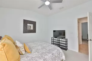 823 Seminole Sky Dr, Ruskin, FL 33570 - Photo 31