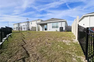 32476 Weathered Oak Dr, Wesley Chapel, FL 33543 - Photo 25