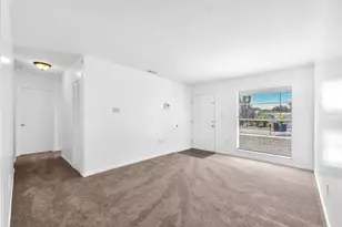 8320 Allamanda Ave, Tampa, FL 33619 - Photo 3