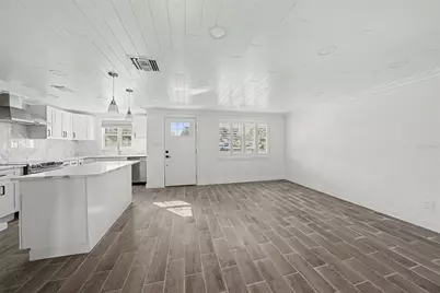 8817 Audrey Lane, Tampa, FL 33615 - Photo 9