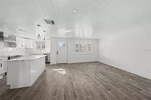 8817 Audrey Ln, Tampa, FL 33615 - Photo 9