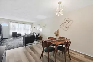 5861 42nd Terrace N, Kenneth City, FL 33709 - Photo 9