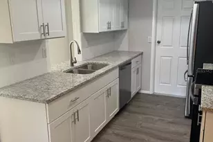 524 Lakehurst Ave NW, Port Charlotte, FL 33952 - Photo 15