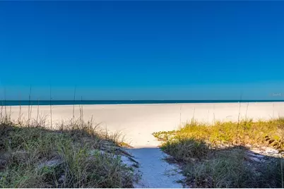 1390 Gulf Boulevard #PH4, Clearwater Beach, FL 33767 - Photo 3