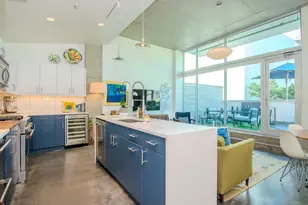 101 S 12th St, Tampa, FL 33602 - Photo 9