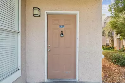17932 Villa Creek Drive, Tampa, FL 33647 - Photo 3