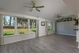 9742 Oakwood Hills Ct, New Port Richey, FL 34655 - Photo 5