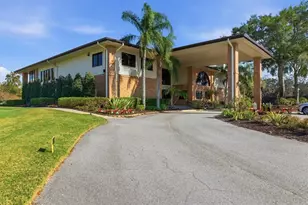 1127 Royal Troon Ct, Tarpon Springs, FL 34688 - Photo 49