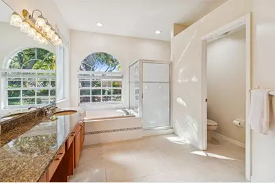 9334 Hampshire Park Drive, Tampa, FL 33647 - Photo 29