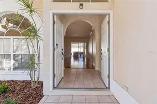 9334 Hampshire Park Dr, Tampa, FL 33647 - Photo 9