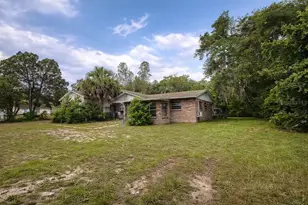 5116 E 122nd Ave, Temple Terrace, FL 33617 - Photo 13