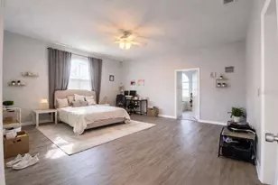 5116 E 122nd Ave, Temple Terrace, FL 33617 - Photo 3