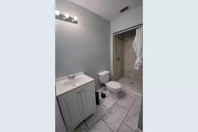 5116 E 122nd Avenue, Temple Terrace, FL 33617 - Photo 9
