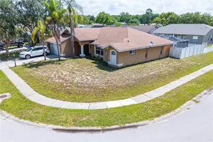 10149 Briar Cir, Hudson, FL 34667 - Photo 3