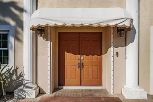 30 Dolphin Dr, Treasure Island, FL 33706 - Photo 13