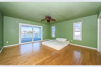 30 Dolphin Drive, Treasure Island, FL 33706 - Photo 35