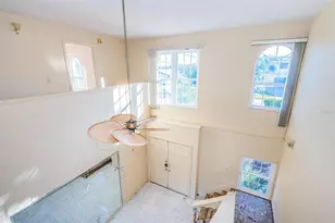 30 Dolphin Dr, Treasure Island, FL 33706 - Photo 31