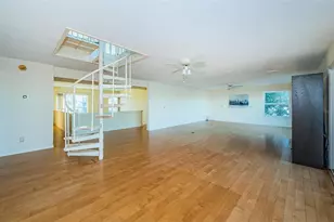 30 Dolphin Dr, Treasure Island, FL 33706 - Photo 51