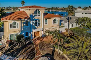 30 Dolphin Dr, Treasure Island, FL 33706 - Photo 3