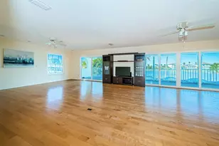 30 Dolphin Dr, Treasure Island, FL 33706 - Photo 45