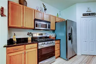 11923 Derbyshire Dr, Tampa, FL 33626 - Photo 23