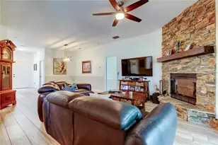 11923 Derbyshire Dr, Tampa, FL 33626 - Photo 19