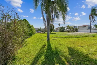 570 Johns Pass Avenue, Madeira Beach, FL 33708 - Photo 37