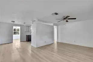 4841 Manor Dr, New Port Richey, FL 34652 - Photo 9